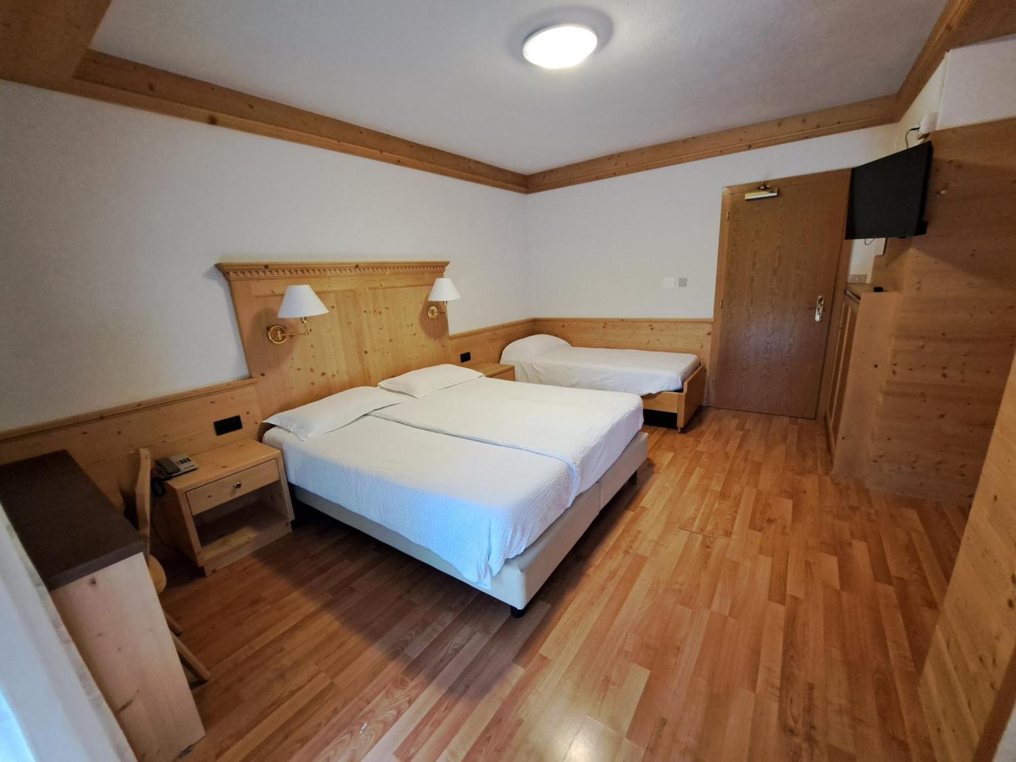 Lake&Nature Hotel Gloria Мольвено Экстерьер фото