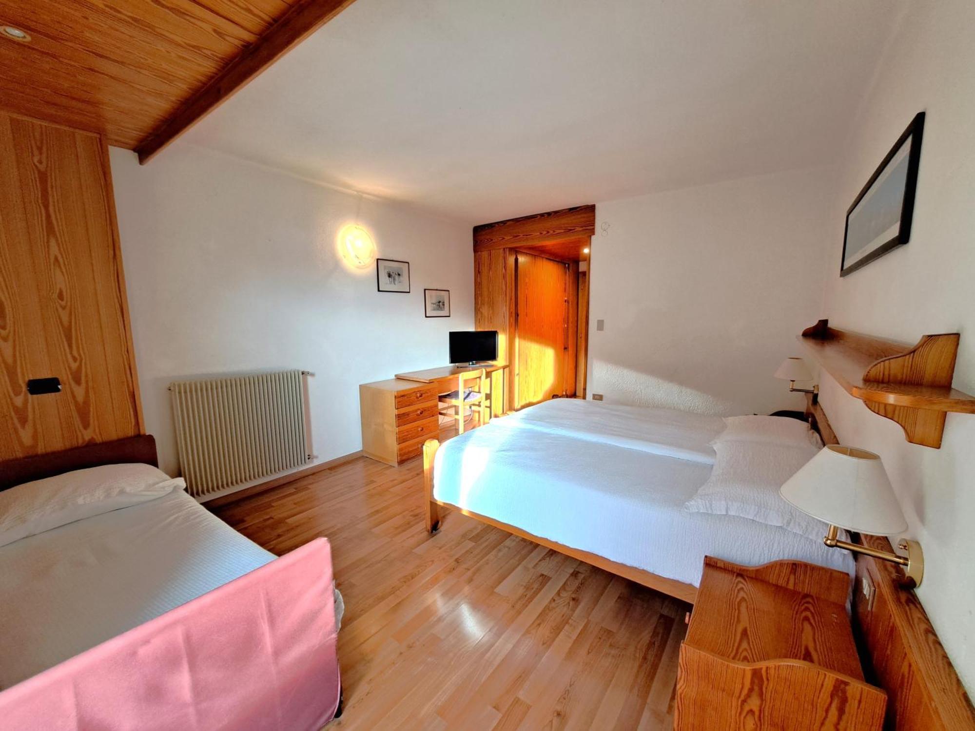Lake&Nature Hotel Gloria Мольвено Экстерьер фото